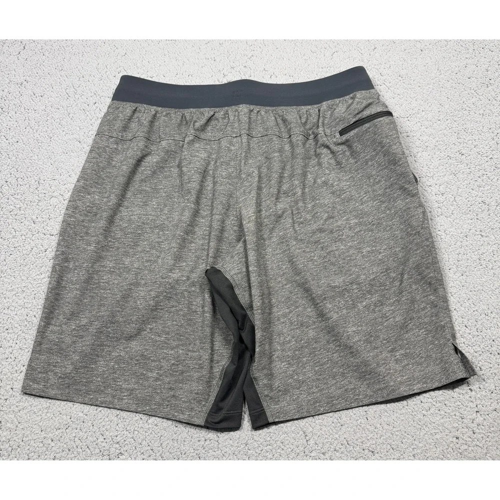 Lululemon THE Shorts Mens Large Gray Running Training 9 Inseam‎ Athletic LM7LAMS